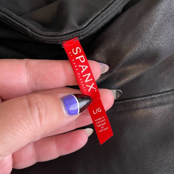 Spanx Women L Black Faux Leather Leggings Contour Power Waistband Compression - Picture 8 of 9